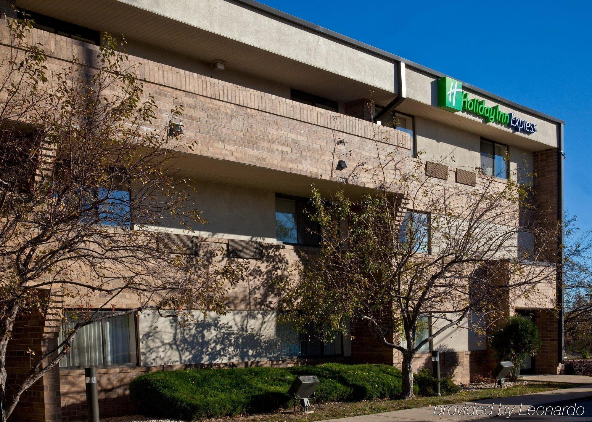 Holiday Inn Express Chicago Nw - Arlington Heights By Ihg Экстерьер фото